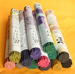 Les Encens du Monde - Japanese Incense short roll range Les Encens du Monde - Japanese Incense short roll range